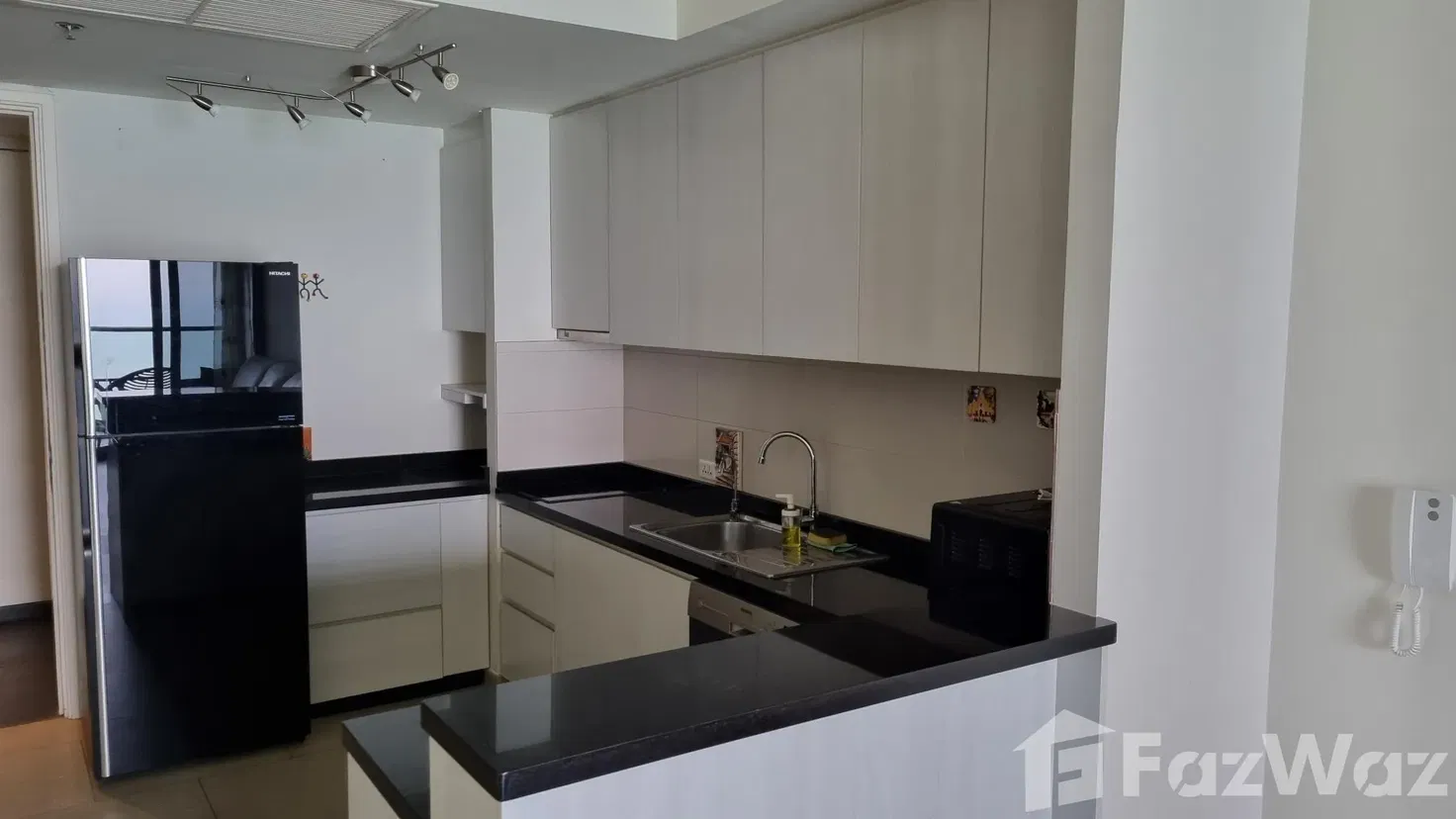 picture One Bedroom Condo in Pattaya with direct beach access - 3/9