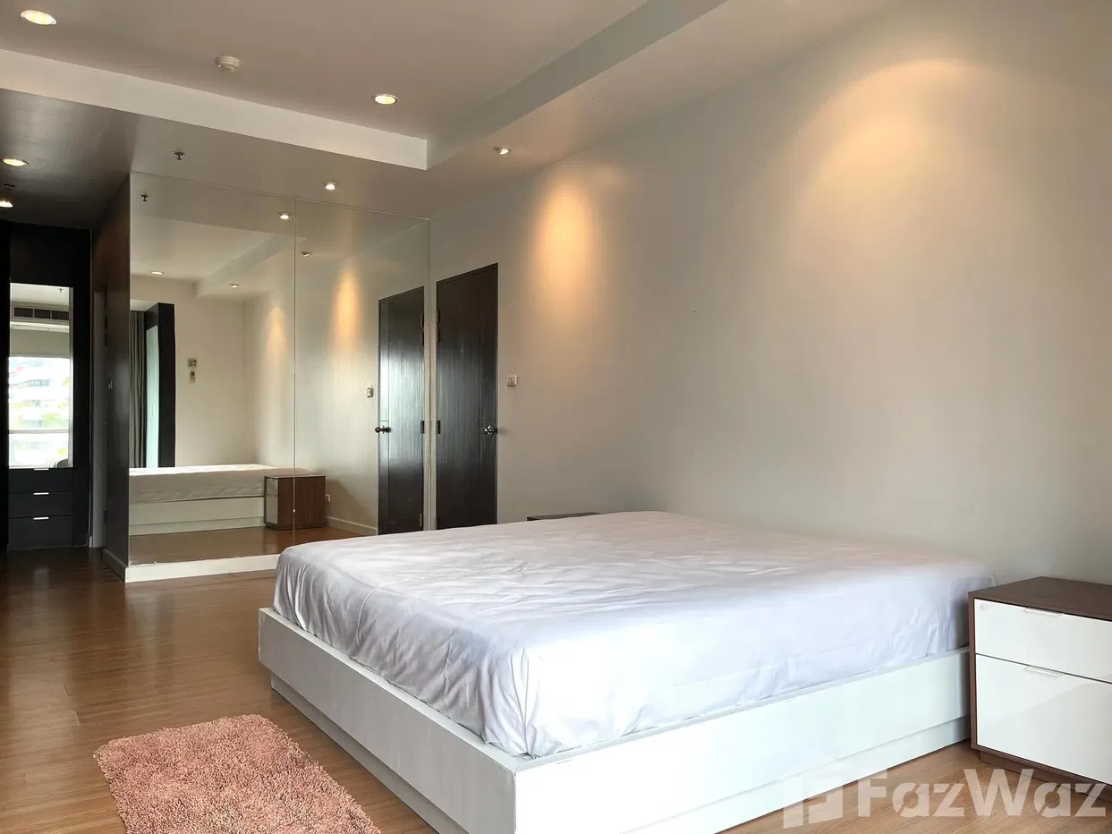 picture 1 Bedroom Condo for sale at The Trendy Condominium - 11/20