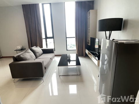 คอนโดให้เช่า 2 ห้องนอน ในโครงการ เมอเวนพิค เรสซิเดนซ์ เอกมัย
