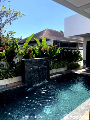 Houses for sale Wiset Road Phuket : 3 Bedroom Villa for sale in Rawai, Phuket