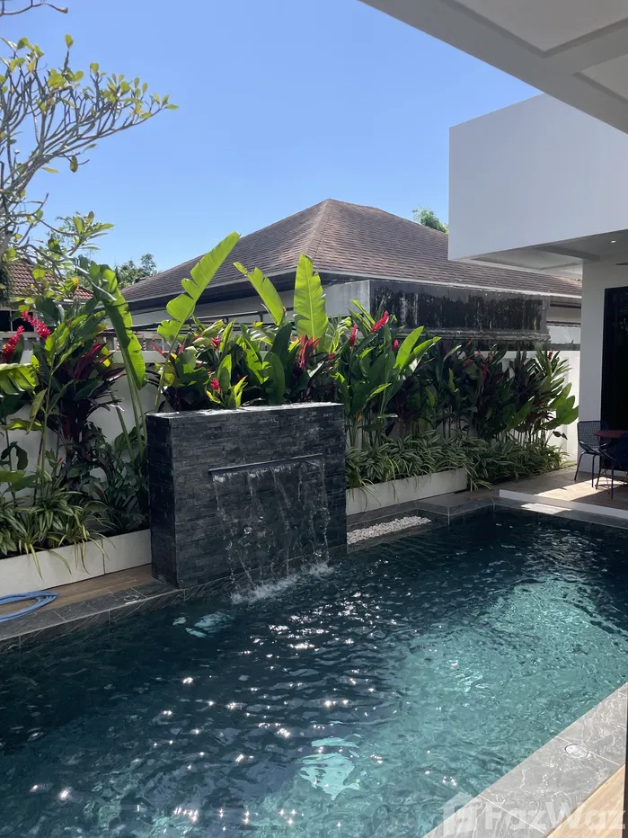 picture 3 Bedroom Villa for sale in Rawai, Phuket - 1/25