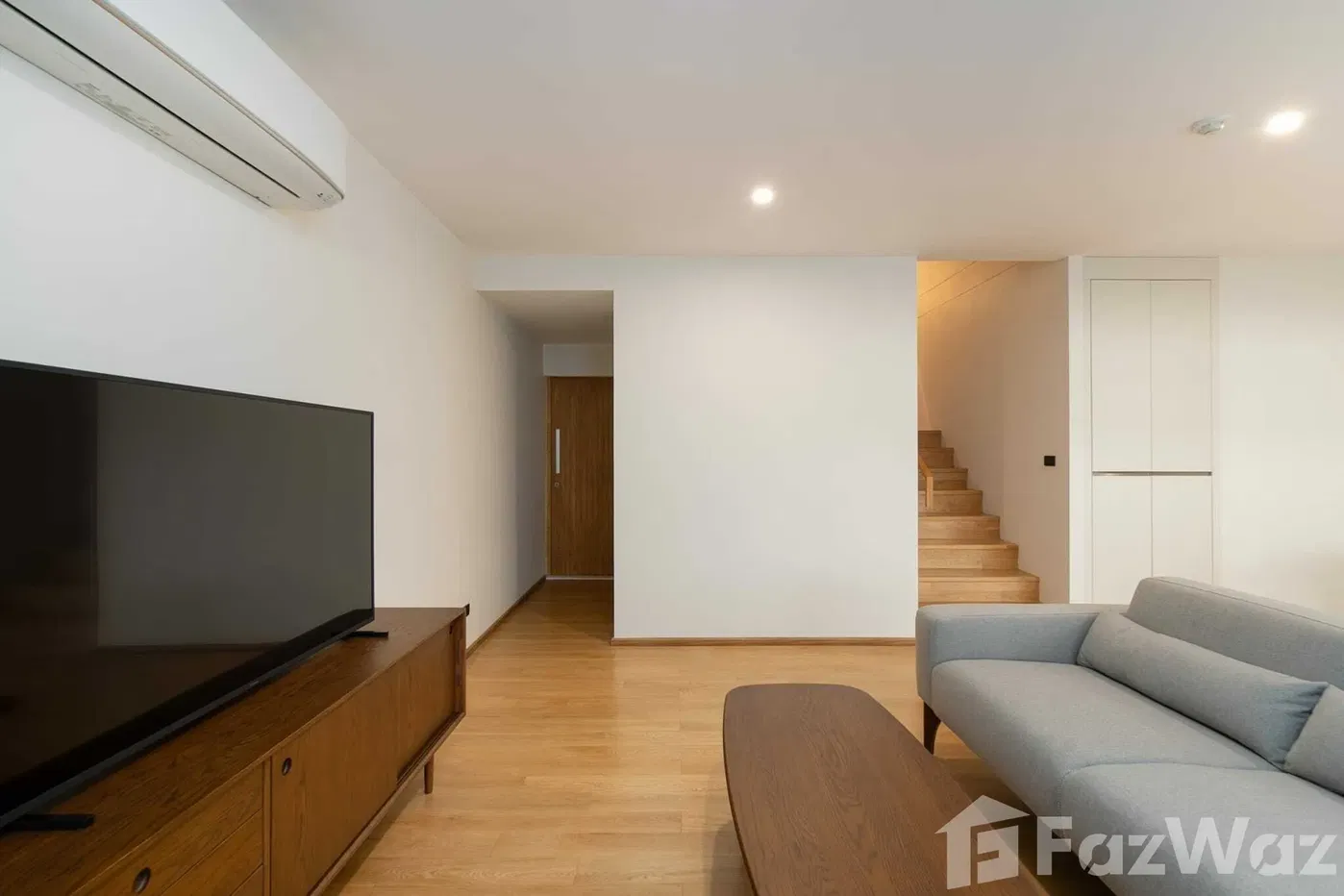 picture Duplex unit, Garden front - 4/10