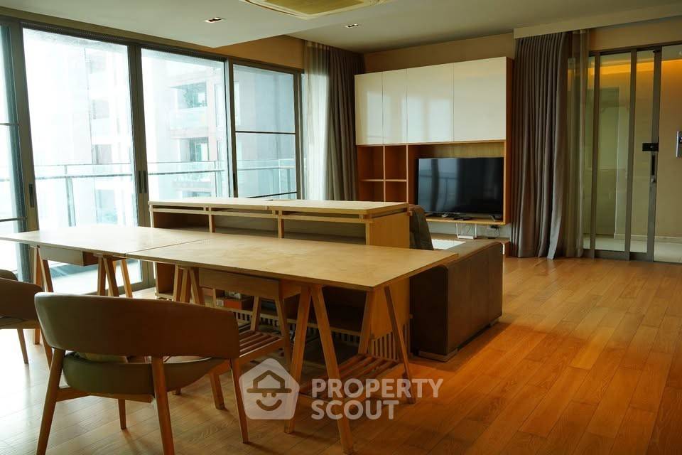 picture 3-BR Condo at Star View close to Phra Ram 3 (ID 2073810) - 1/6