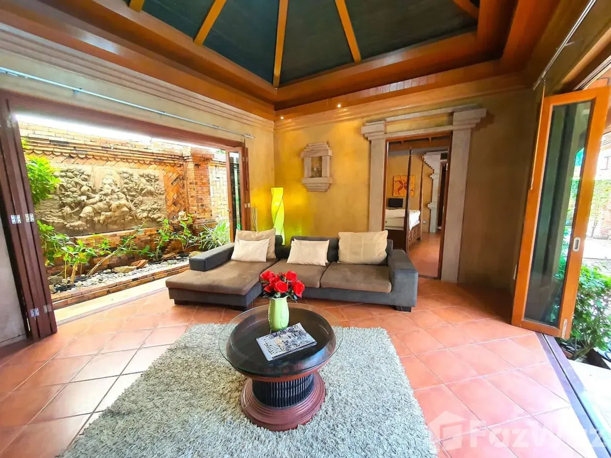 picture Stunning Balinese - Style Villa For Sale - 11/24