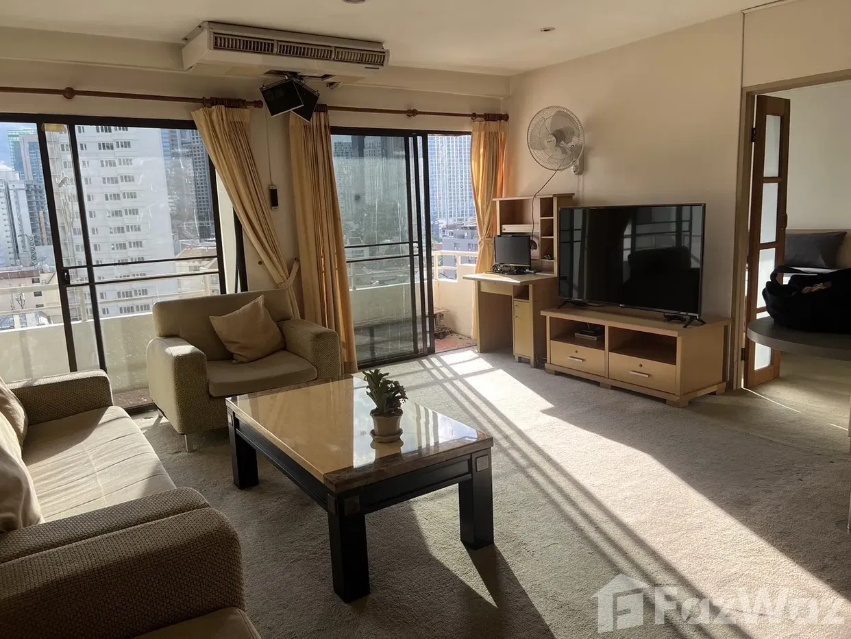 picture 2 Bedroom Condo for sale at Saranjai Mansion - 1/10