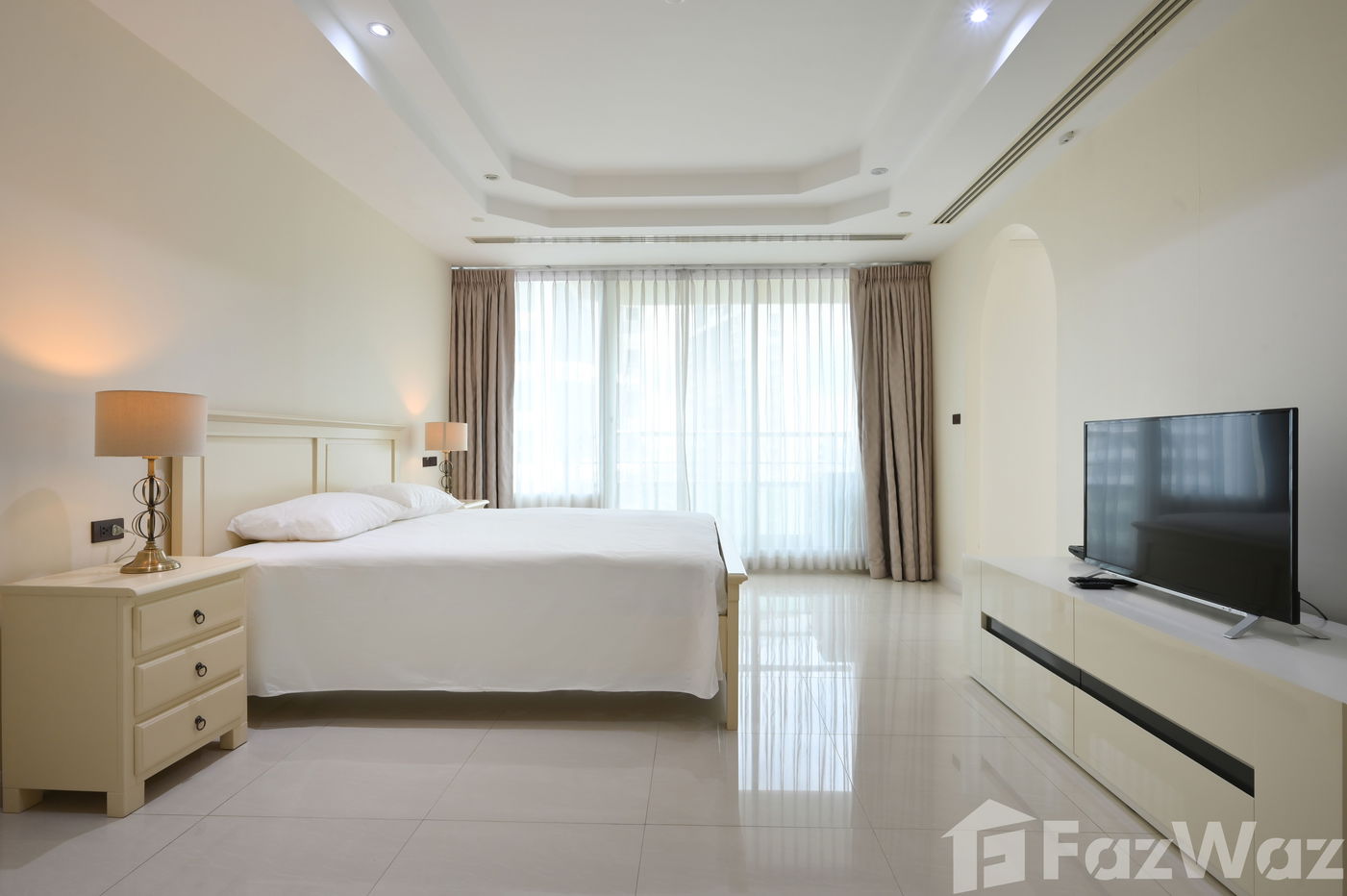 picture Sukhumvit 24 Luxury Condo with 1 unit per floor 4 Bed 5 Bath - 9/24