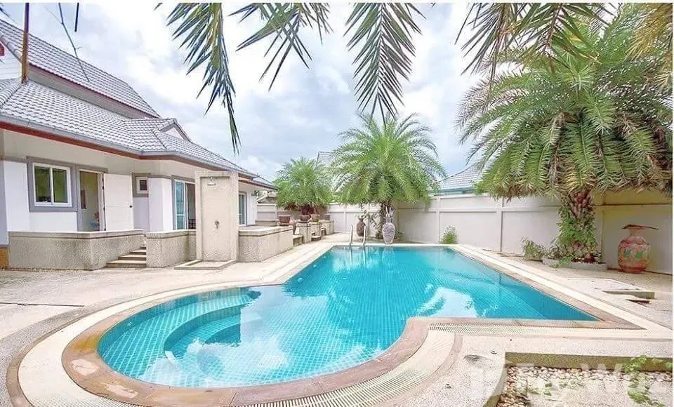 picture 4 Bedroom Villa for rent at Emerald Resort 1053114 - 3/16