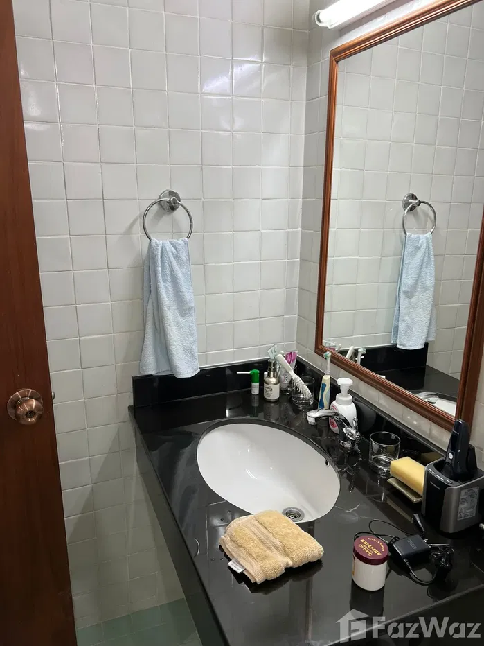 picture Golf-View 3 Bedroom Freehold Condo - 26/47