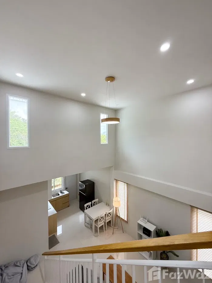 picture Modern Minimalist 2-Storey Townhouse. - 8/11