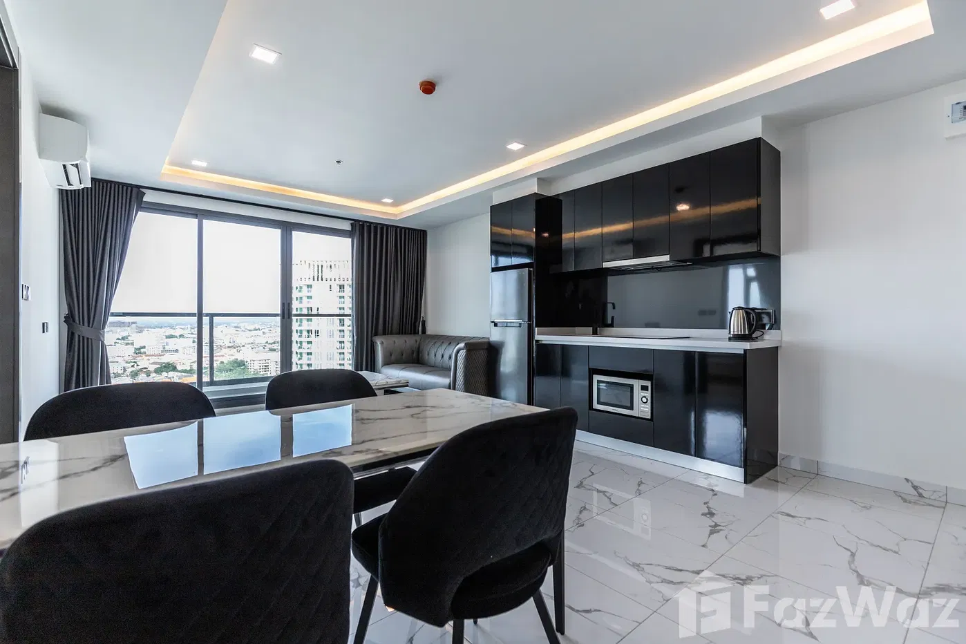 picture Sea view two bedroom available in city center 1790016 - 3/24