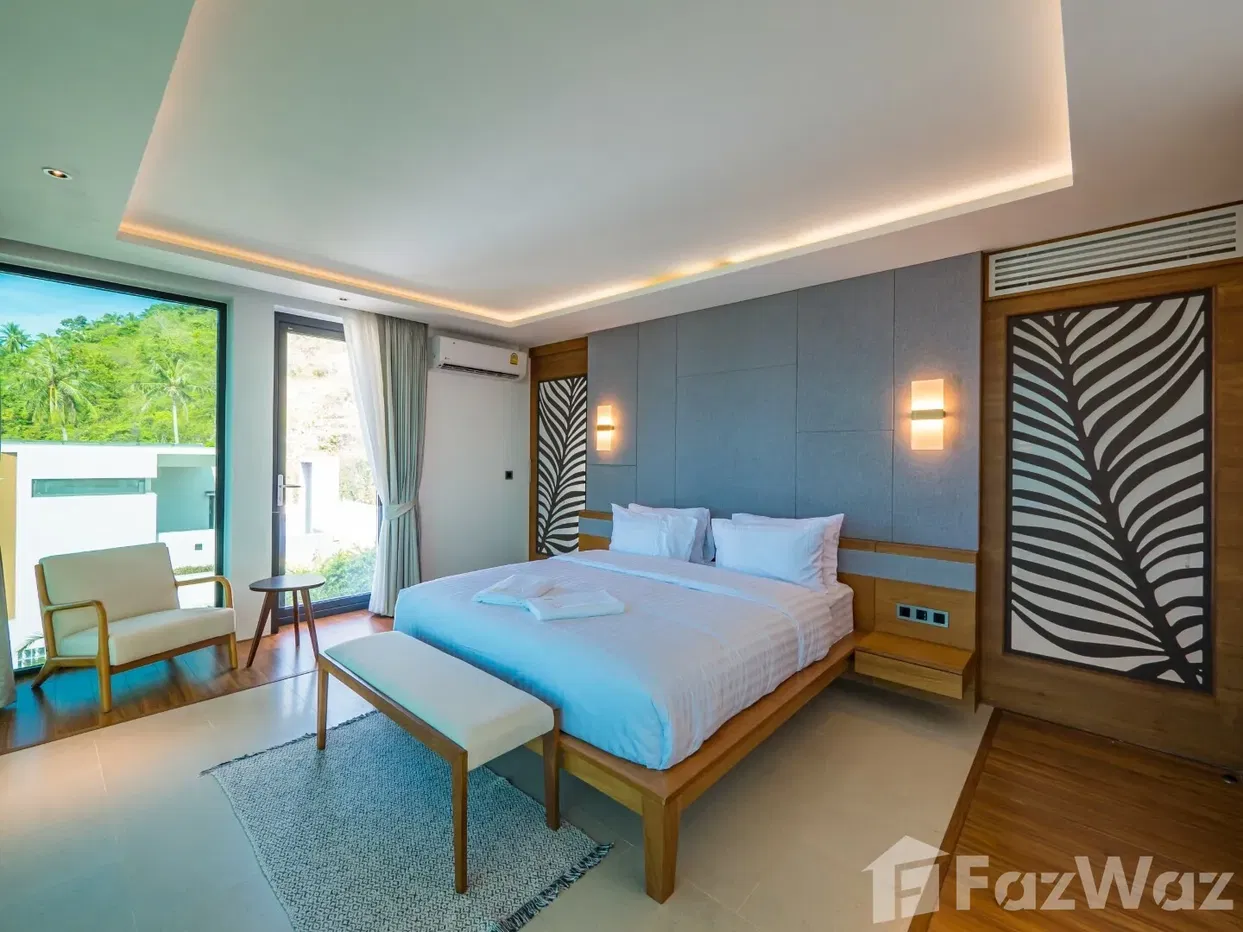 picture Modern 4 Bedroom Villa with Stunning Seaviews - 25/41