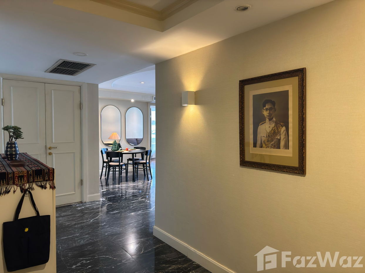 picture 2 Bedroom Condo for sale at Somkid Gardens - 3/10