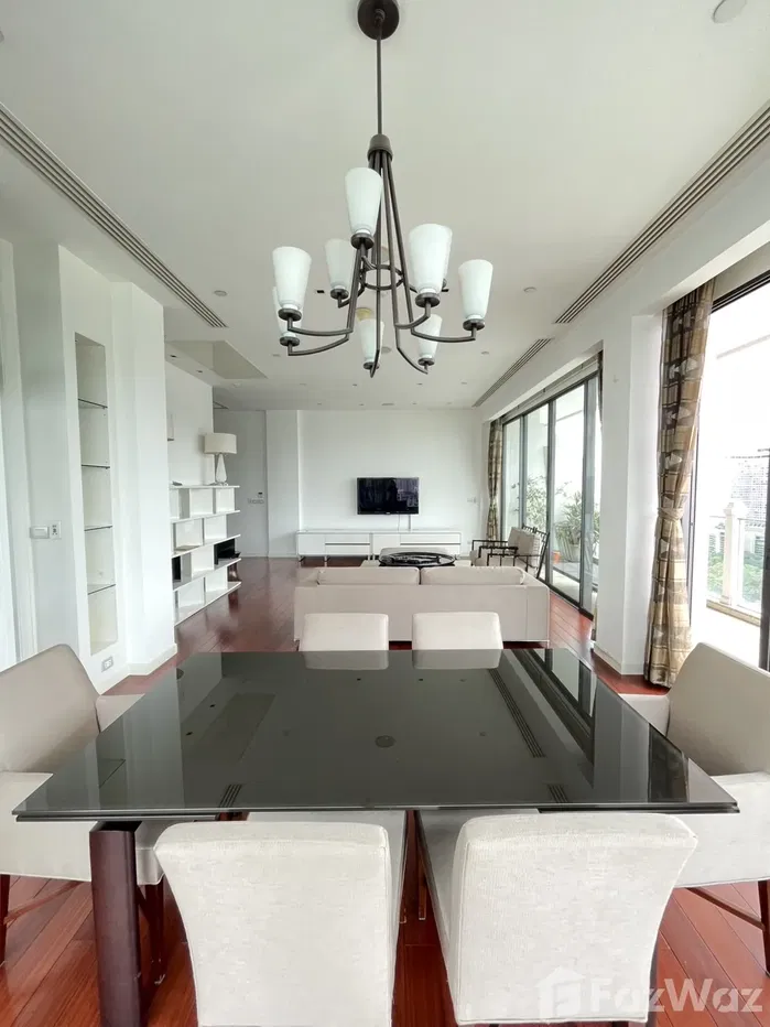 picture Le Raffine 39 – Luxury Duplex Condo for Sale Rare Item! - 6/20
