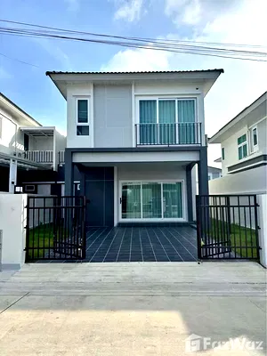 Houses for rent Phattana Thong Thin Road Phuket : 3 Bedroom House for rent at Supalai Bella Vichit Phuket