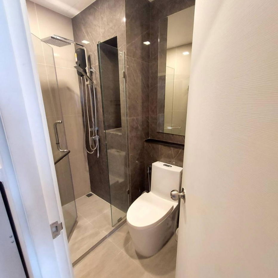 picture Airport link ramkhamhaeng 300 m. Price  12,000 Baht Condo THE TREE Pattanakarn - Ekkamai ( Rental ) - 11/11