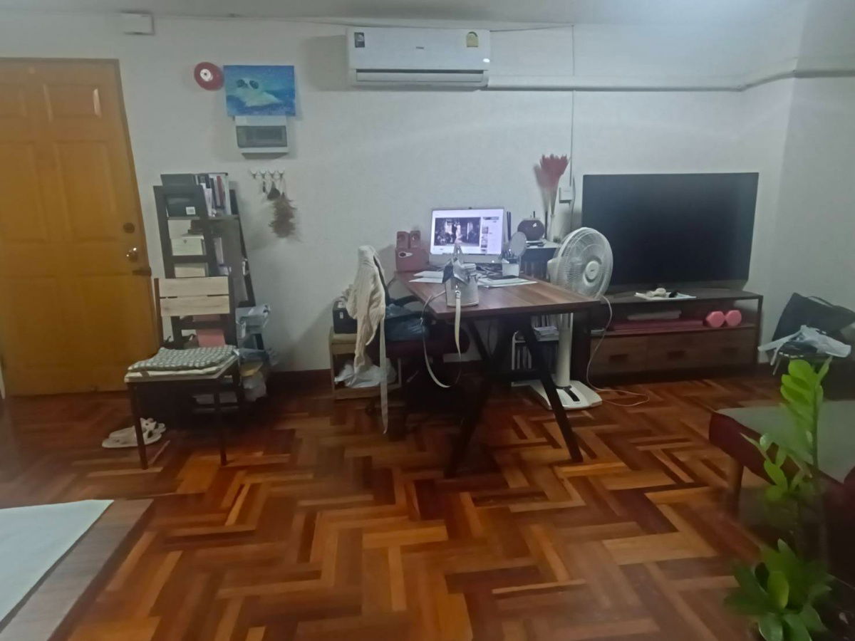 รูป ขายคอนโดถูกสุดย่านพัฒนาการ 60 ตร.ม. 2 ห้องนอน 1 ห้องน้ำ เฟอร์นิเจอร์ครบ พร้อมเข้าอยู่ - รูปที่ 4/12