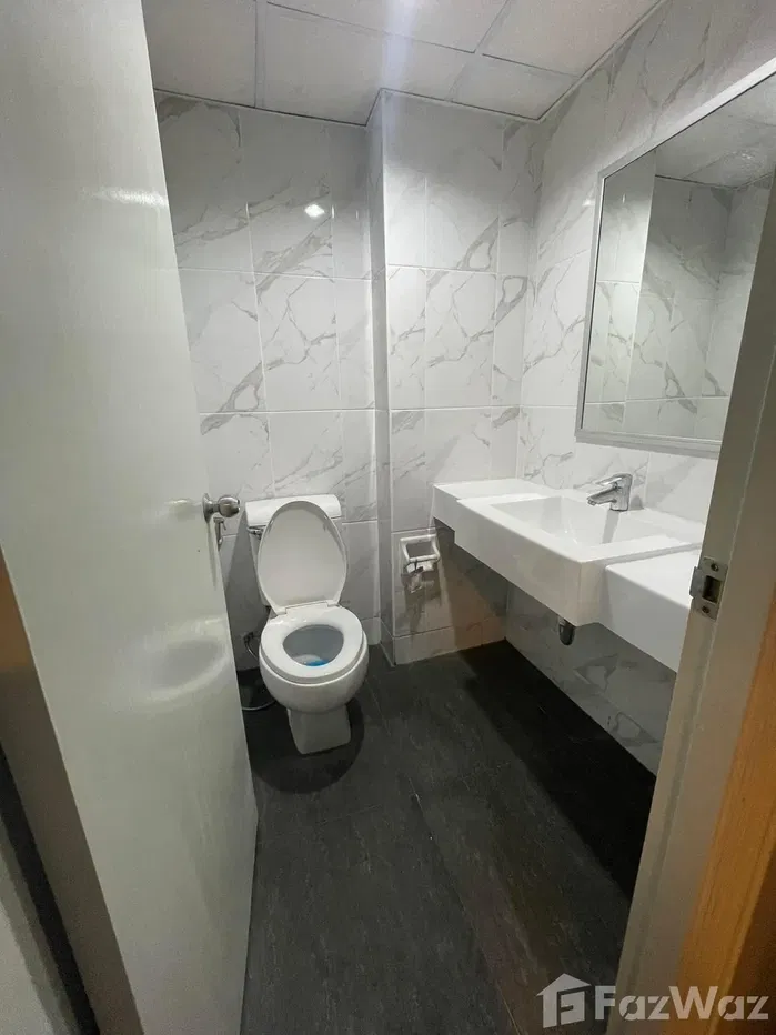 picture Live the Good Life at Lumpini Sukhumvit 77! - 15/15