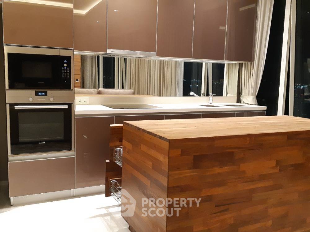 picture 3-BR Condo at Menam Residences in Wat Phraya Krai (ID 1817057) - 8/12