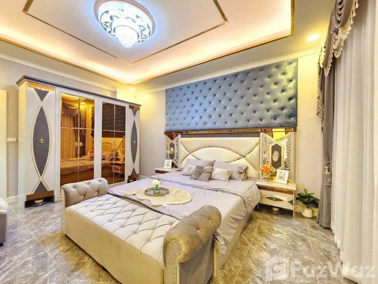 picture 3 Bedroom House for sale in Na Kluea, Chon Buri - 24/38