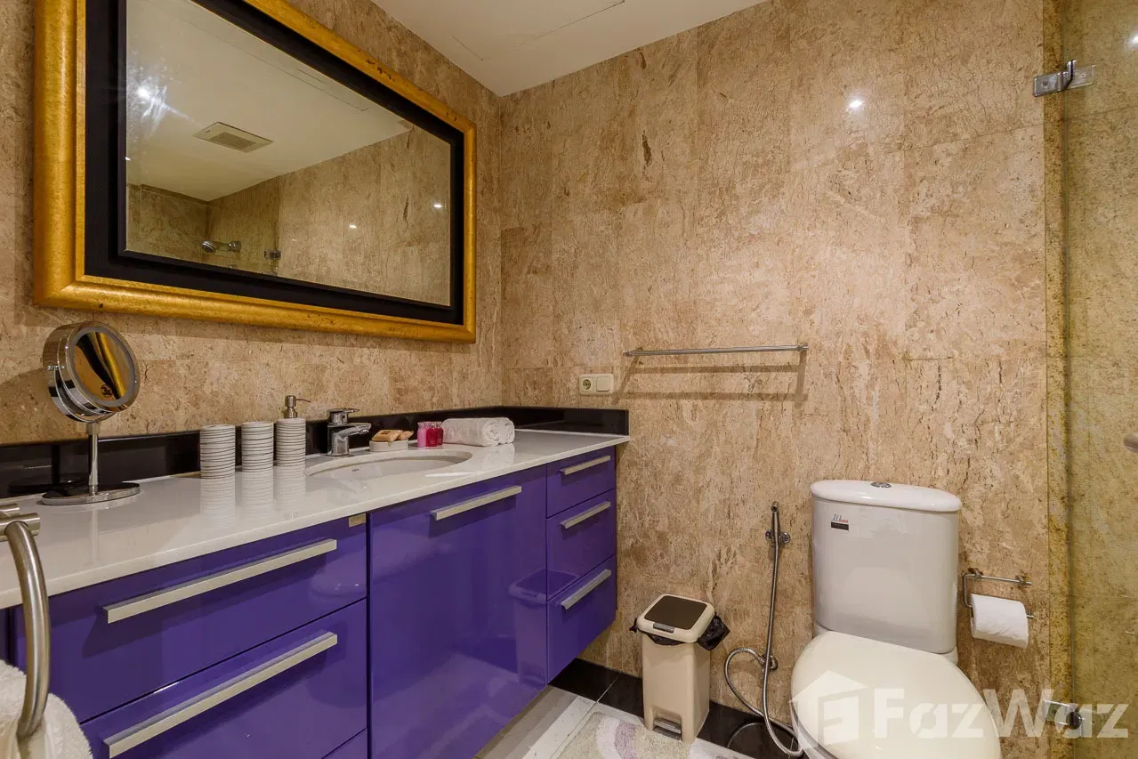 picture Stunning seaview townhouse with shared pool and garden. - 28/30