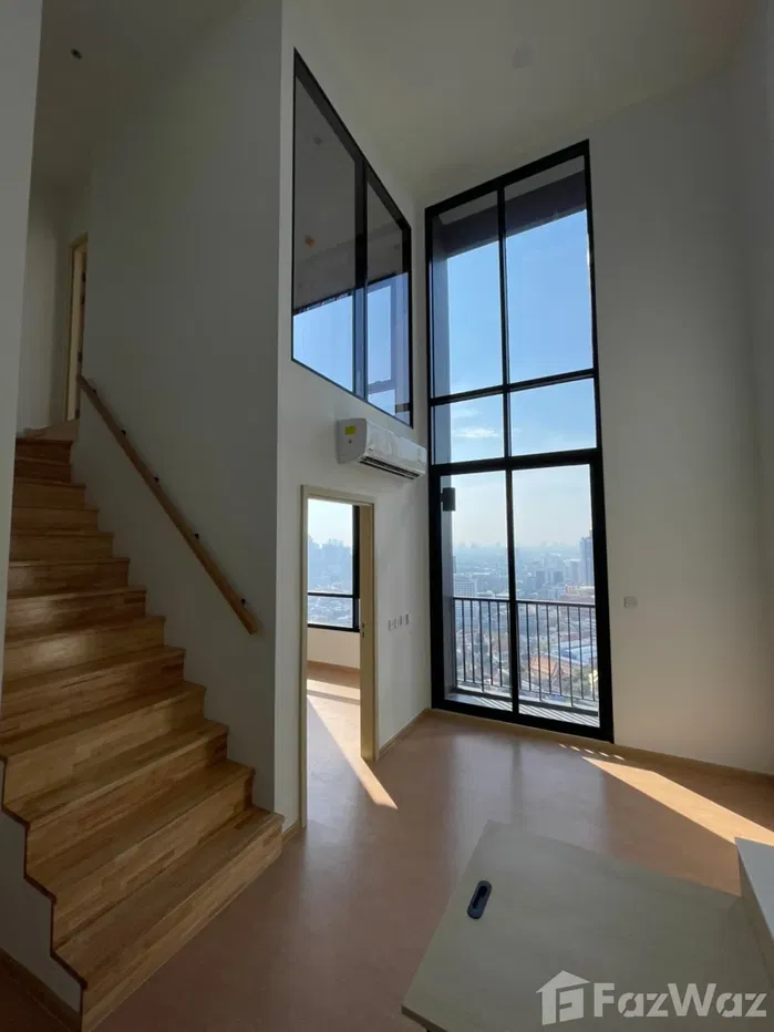 picture 2 Bedroom Condo for sale at Maru Ekkamai 2 - 2/12