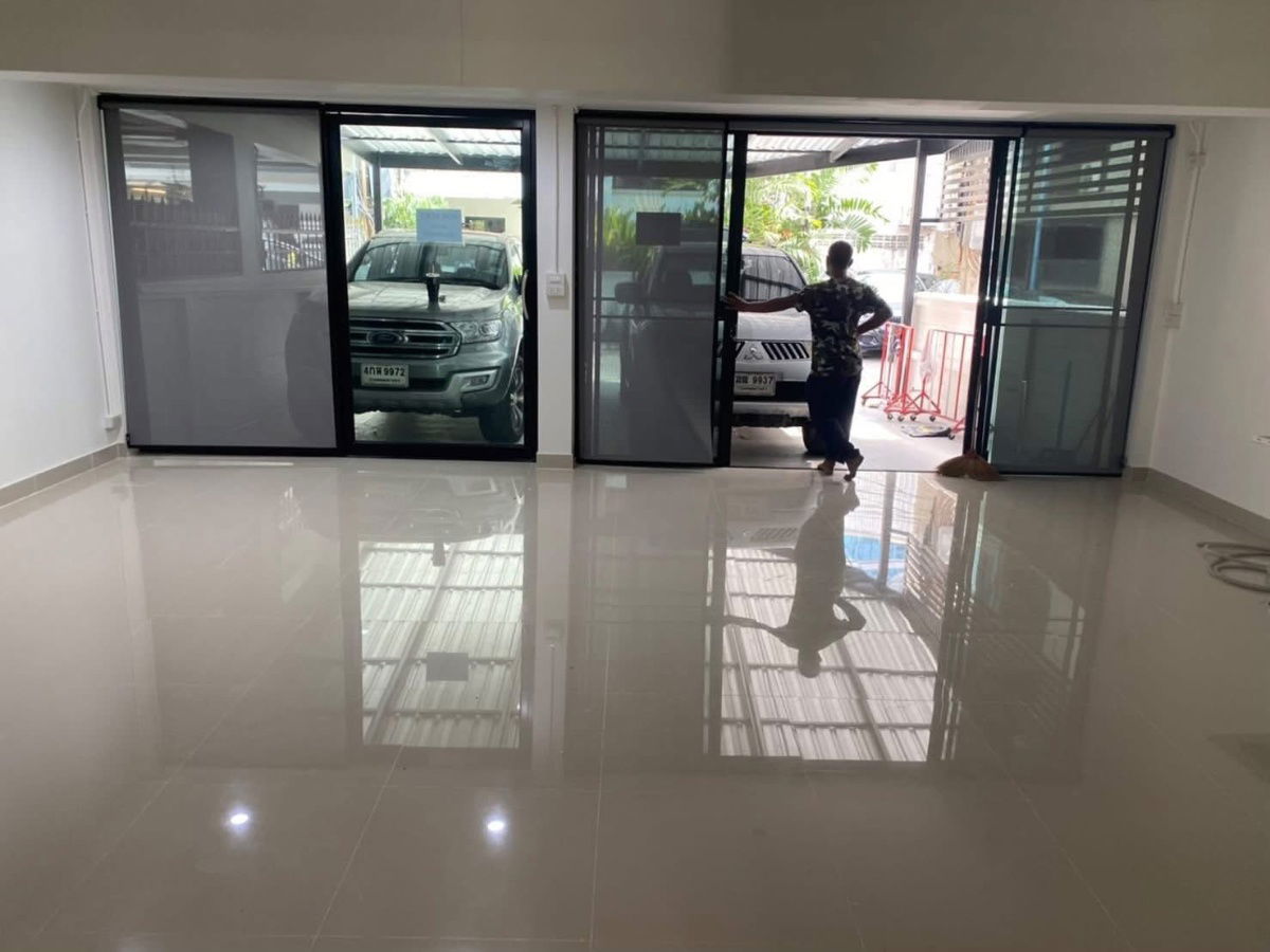 picture #R5695 🎉 130868 Home office for rent Sukhumvit 26 (Soi Ari) - 5/12