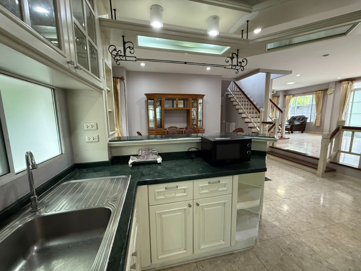 picture For rent Nantawan Suanluang 4 Bed 3 Bath Pets allowed Line ID 0619636888 - 18/25