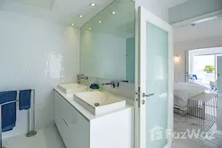 picture 2 Bedroom + Office Seaview Condo for Sale - 7/48