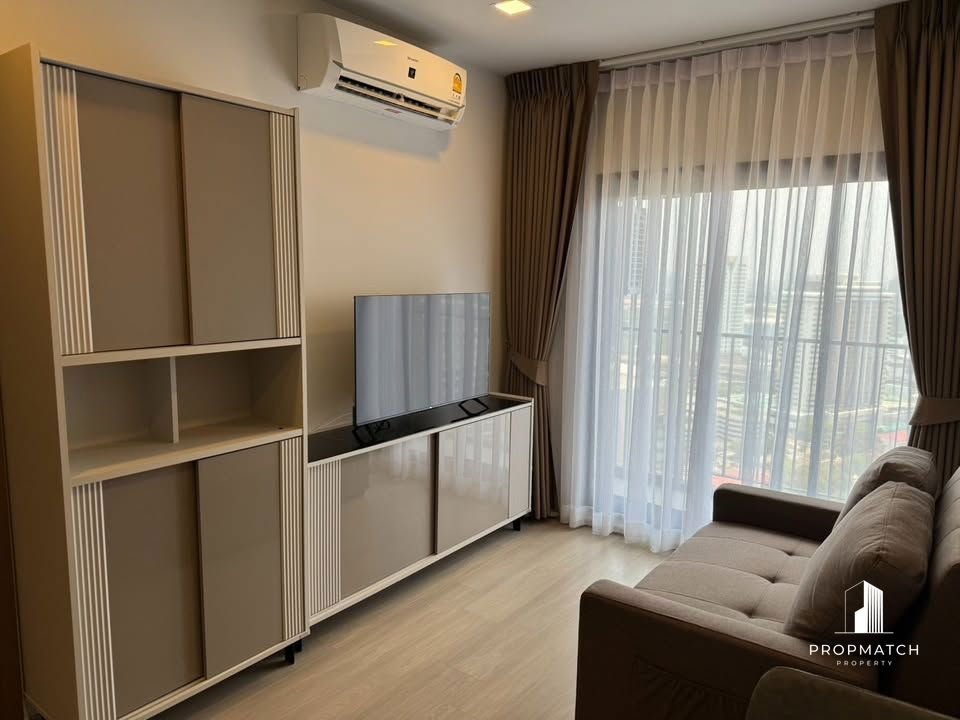 รูป ✨Flash Deal ✨Life Phahon - Ladprao ( 1Bed 1Bath 35SQM.) แต่งครบพร้อมอยู่ !! เพียง 23,000บาทต่อเดือน Tel.0981315848 @propmatch - รูปที่ 1/7