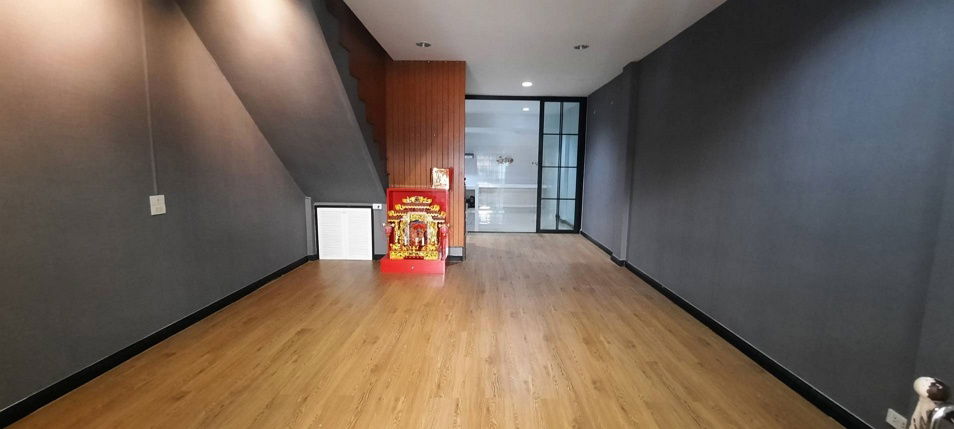 picture Townhome 4 bedrooms near Central Pinklao - 1/11