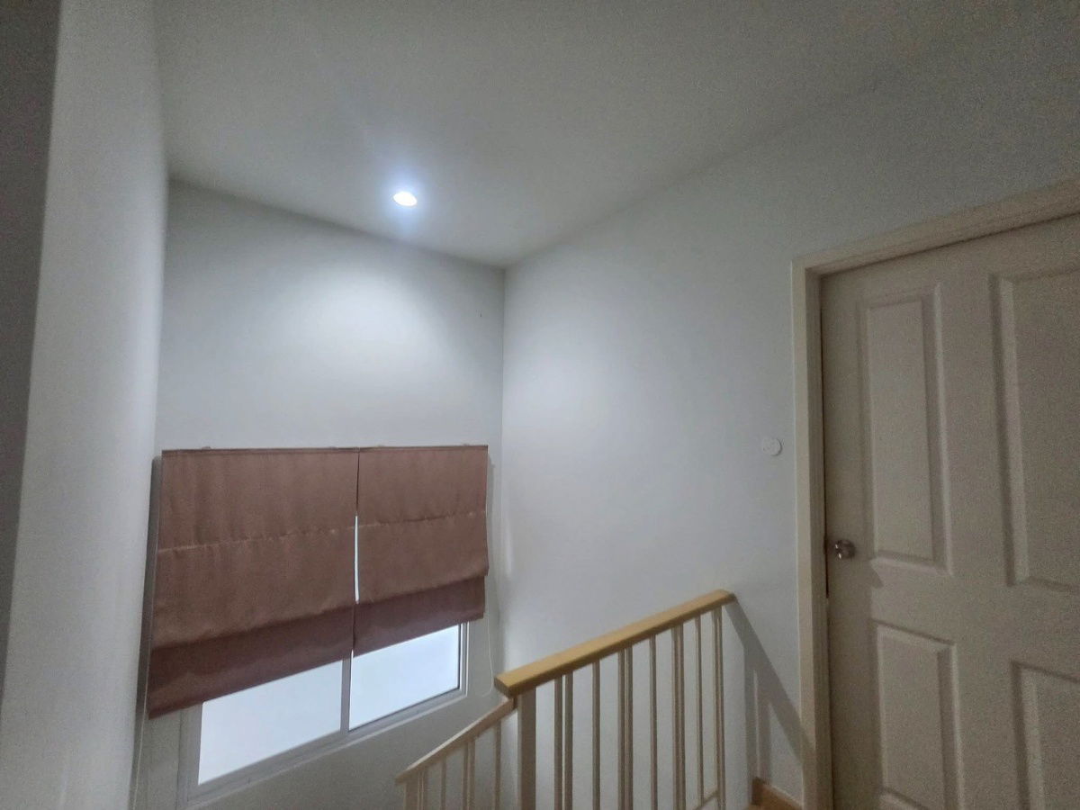 รูป 🏡 ปล่อยเช่าบ้านแฝดสไตล์โมเดิร์น ทำเลดี พร้อมอยู่ ใกล้รถไฟฟ้า! โครงการอารียา โคโม่ วงแหวน-รามอินทรา | Areeya Como Wongwaen-Ramintra - รูปที่ 4/6