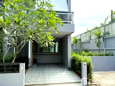 Houses for sale : 2 Bedroom Villa for sale at East Bangtao Ville