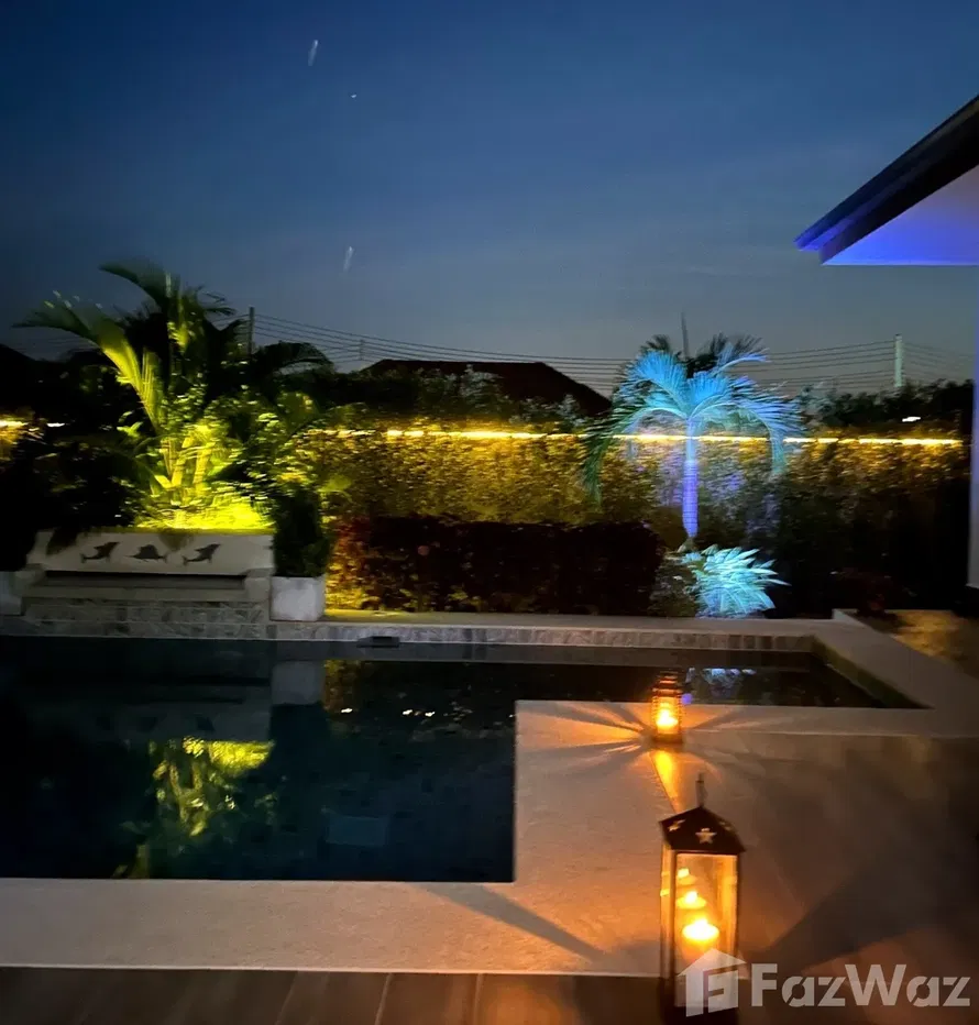 picture Spacious 3 bed 2 bath Home with Scenic Views and Privacy - 49/50