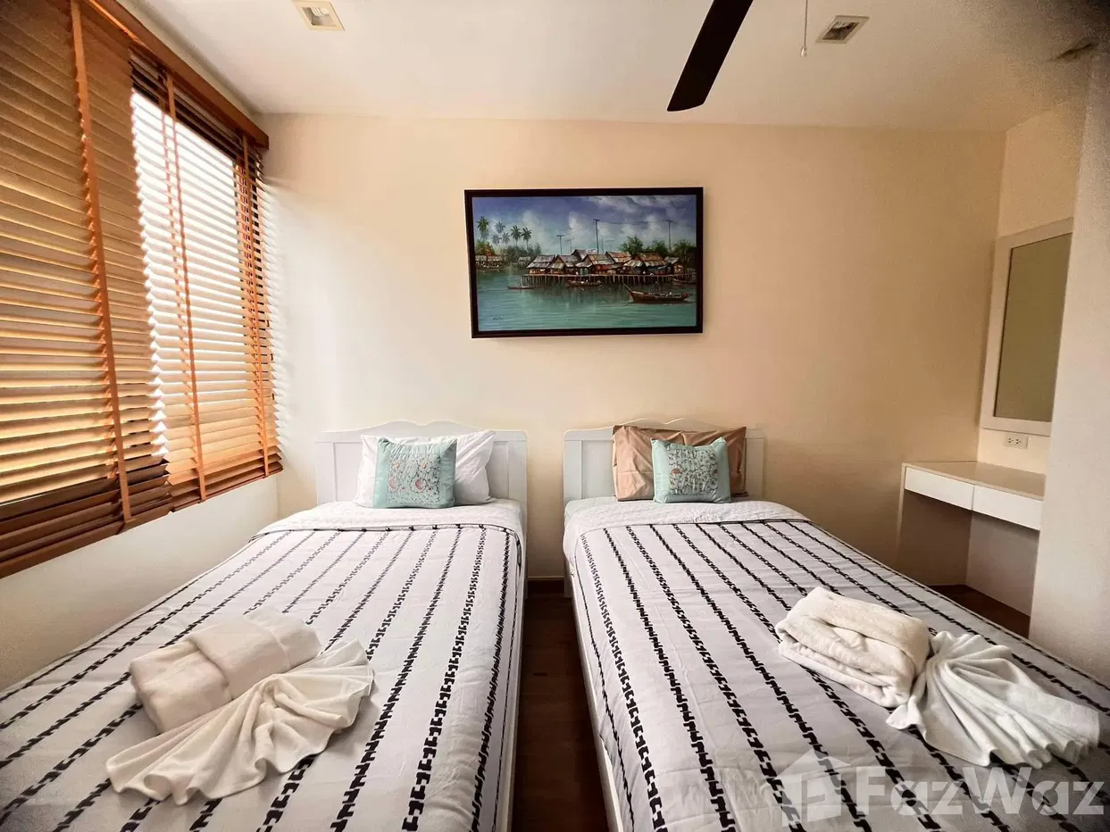 picture 3 bedroom townhouse located in Laguna area. - 17/23