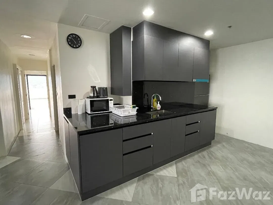 picture Oceanfront Luxury Patong Tower Condo For Sale - 4/51