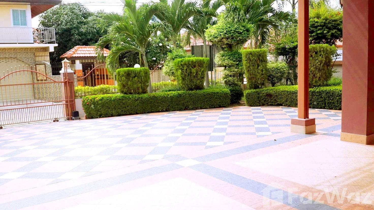 picture 4 Bedroom House for sale at Eakmongkol 8 - 3/14