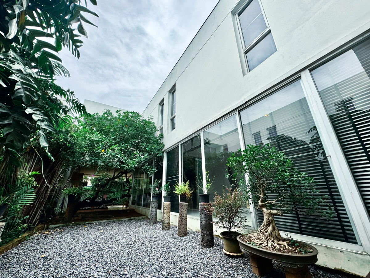 รูป ขายบ้านเดี่ยว Courtyard Villa พระราม 9 – วงแหวน สภาพดีเยี่ยม พร้อมเข้าอยู่ทันที - รูปที่ 3/19