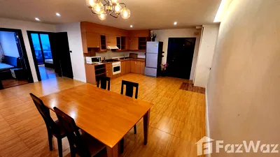 Condos for sale : 3 Bedroom Condo for sale at Supalai Place