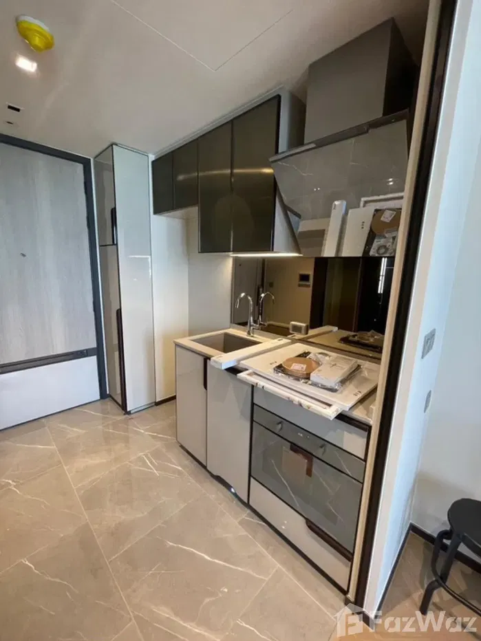 picture The Reserve Sukhumvit 61 Luxury Condo Near Ekamai for sale - 3/8