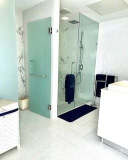 picture 2 Bedroom + Office Seaview Condo for Sale - 22/48