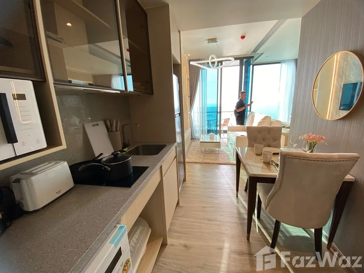 picture 1 Bedroom condo for sale at Arom Wongamat - 8/16