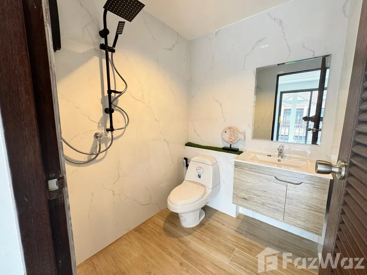 picture 2 Bedroom Townhouse for sale in Bo Phut, Surat Thani - 7/14