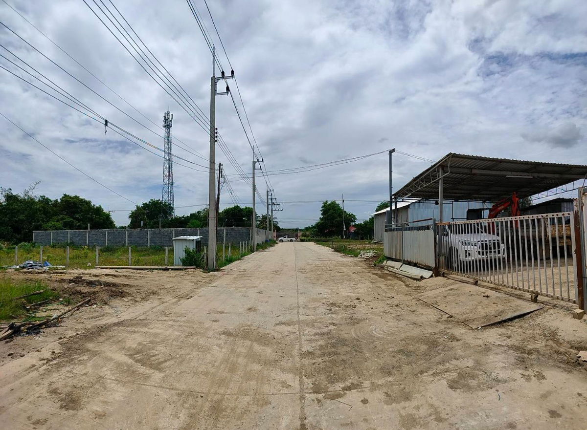 picture Land + buildings for sale (warehouse, factory, storage) - 5/10