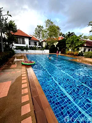 Houses for sale Thalang Phuket : Wonderful home located close to Laguna