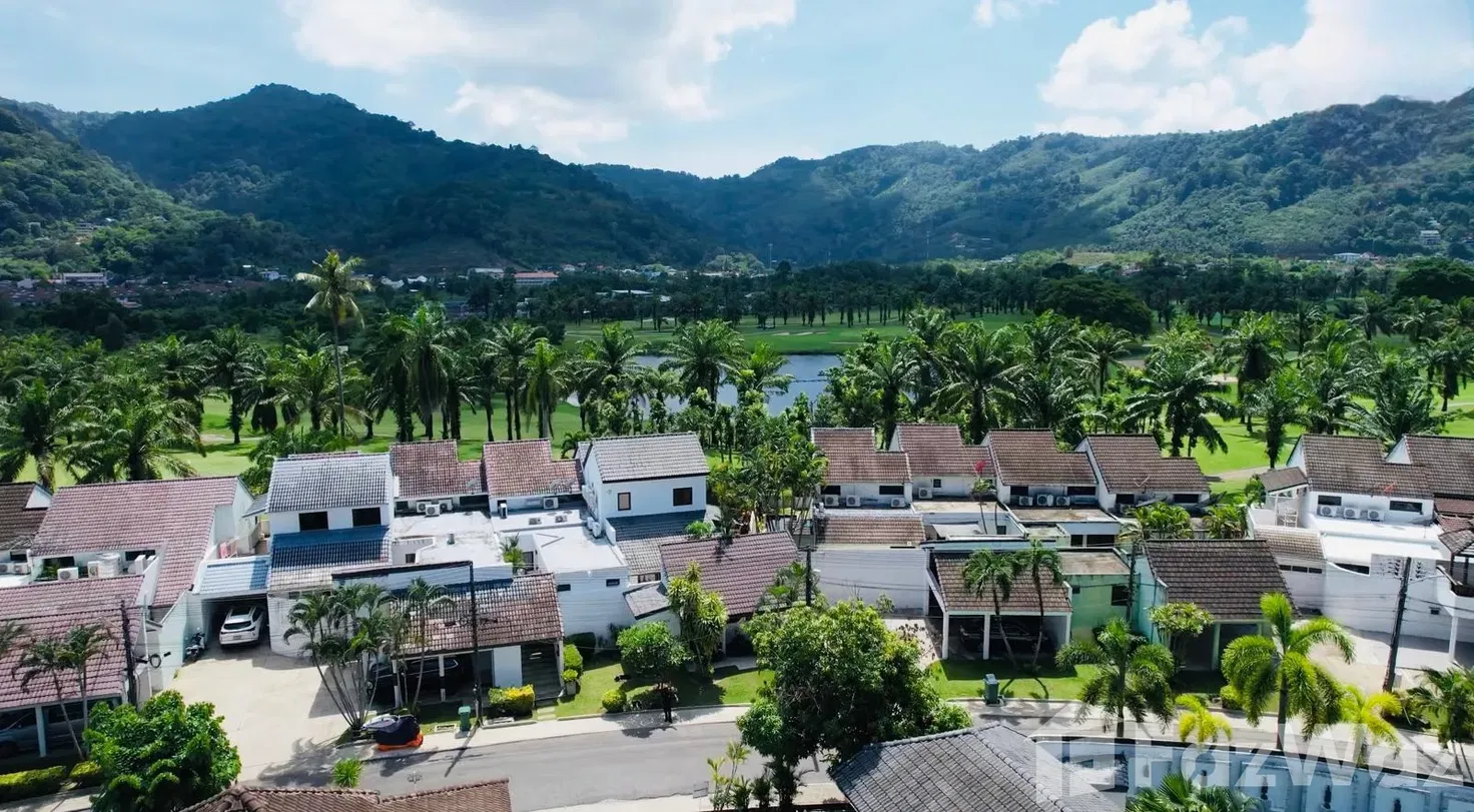picture 3 Bedroom Villa for sale at Loch Palm Golf Club - 6/34