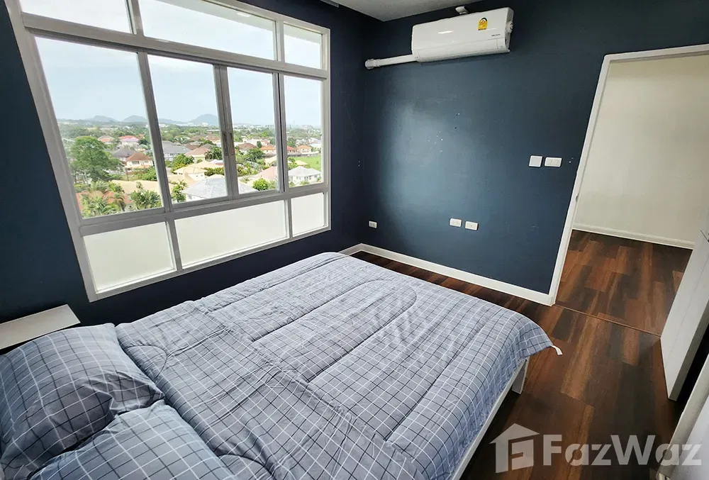 picture THE BEST 2 bedroom penthouse TOP floor CORNER Unit - 18/29