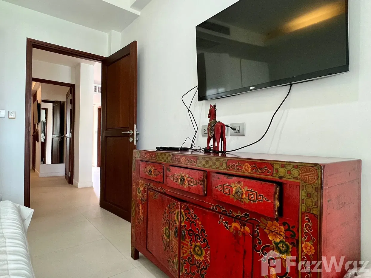picture Pasrtial Sea View Modern Condo for Sale - 14/19