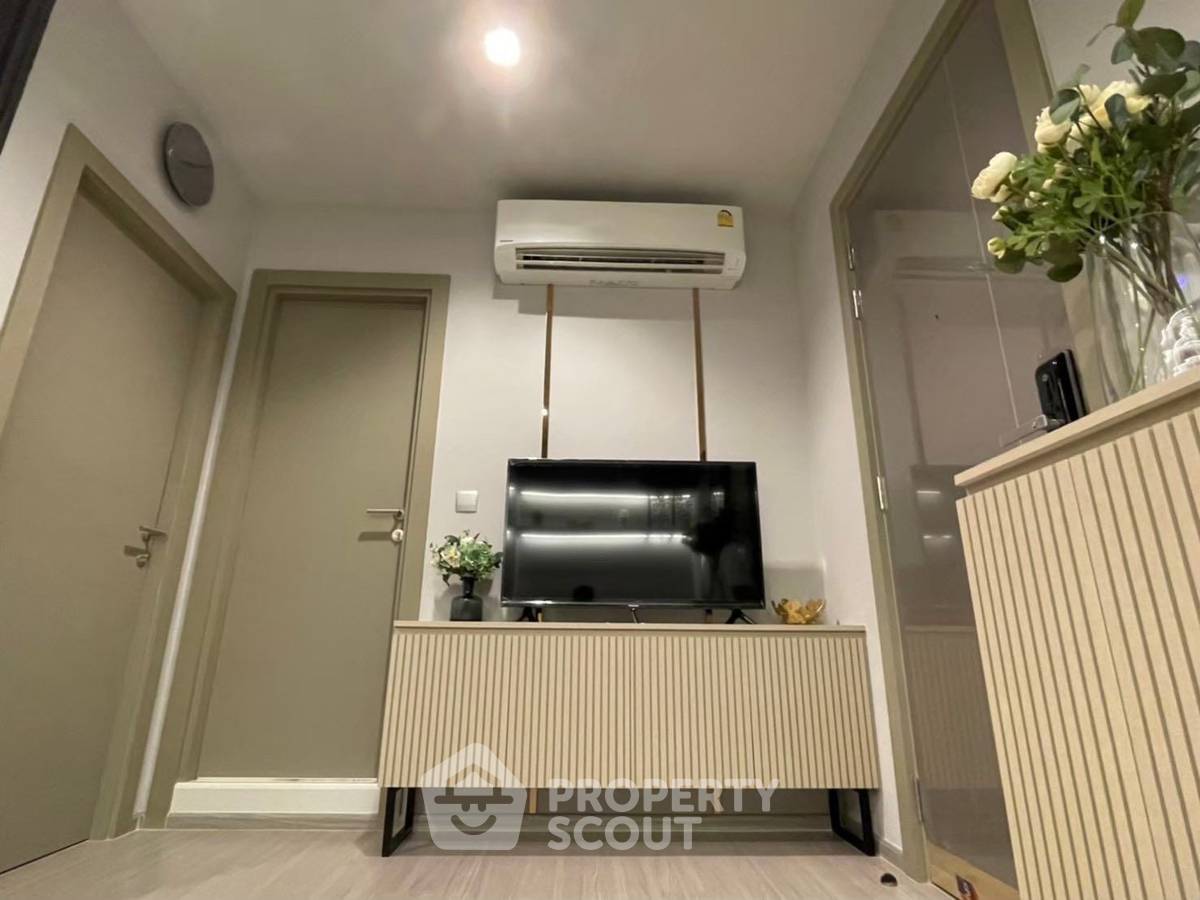 picture 1-BR Condo at Life Asoke - Rama 9 near MRT Phra Ram 9 (ID 2190645) - 8/11