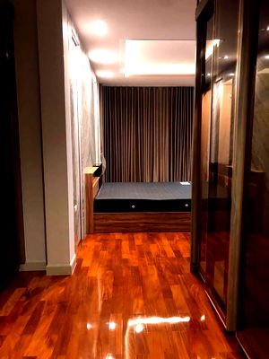 Houses for rent : Luxury house for rent, Grand Bangkok Boulevard Sathorn project