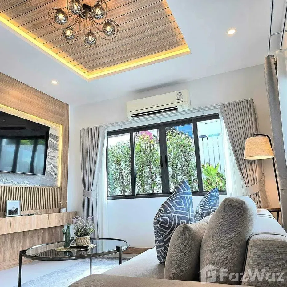 picture 3 Bedroom Villa for sale in Rawai, Phuket - 3/10